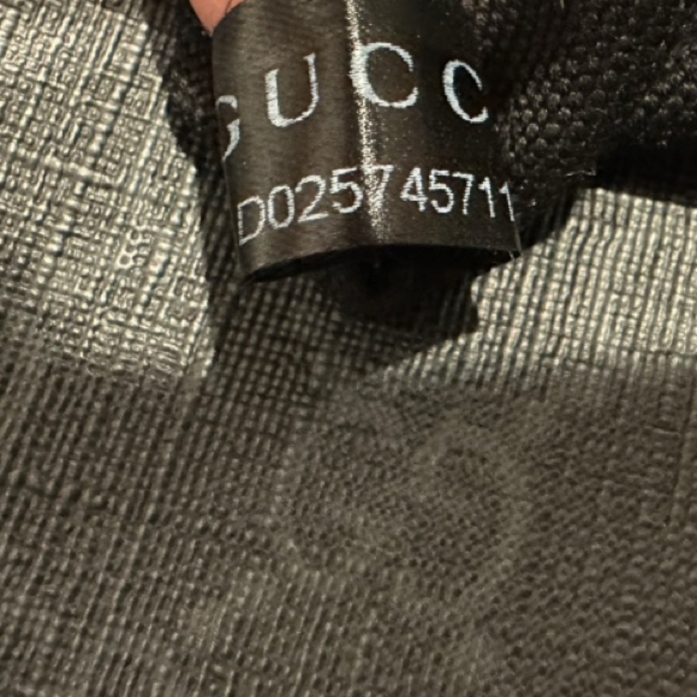 Gucci Messenger Bag GG Supreme Unisex Crossbody or Shoulder - Picture 14 of 15